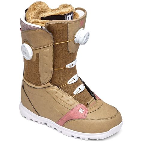 dc women's snowboard shoes